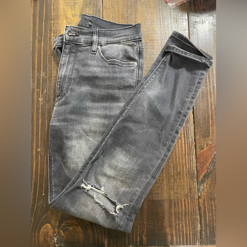 Hudson distressed skinny jean